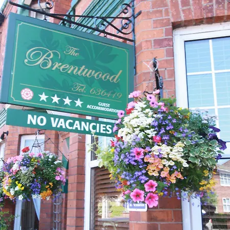 Guest house Brentwood 4*