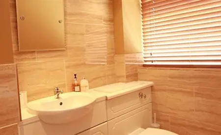Brentwood Guest house York