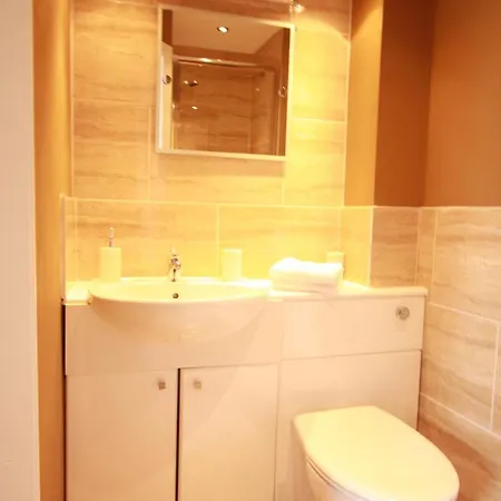 Brentwood Guest house